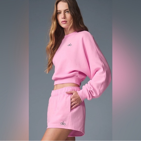Alo Sweet Pink Cropped Accolade Crewneck NWT 💖 - Picture 2 of 5